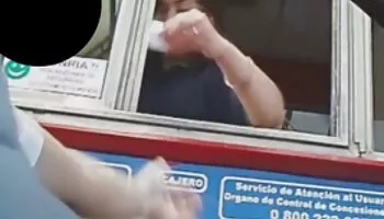 sexo lésbico en el escenario del espectáculo público