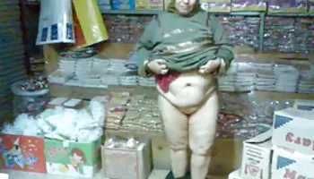 Chico afortunado aplastó a una puta de ébano