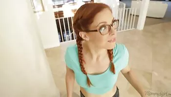 Latina travesti caroline brekara upskirts