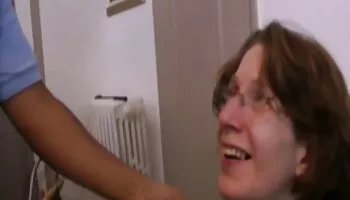 Mi agujero lleno de semen - Video casero