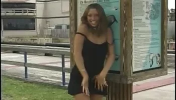Mexicano se folla a una escort rubia sin condón