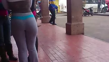 Estudiante afortunado follada por MILF tetona